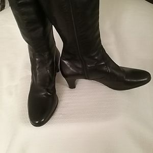 COLE HAAN BLACK BOOTS